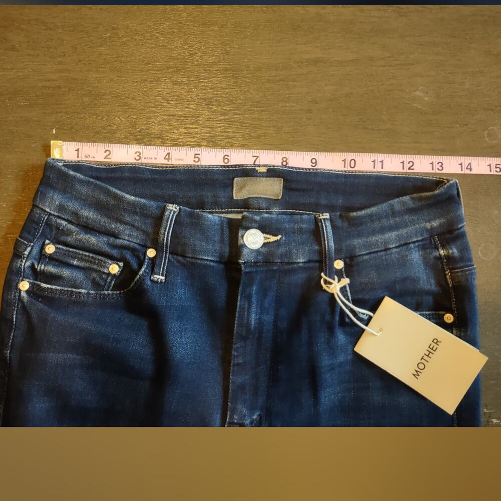 MOTHER High Waisted Looker Ankle Fray Jeans Tongue and Chic Size 26 - Picture 5 of 16